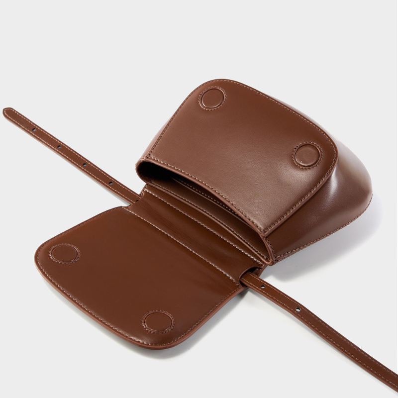 Minimalist Flap Saddle Sling Crossbody Bag